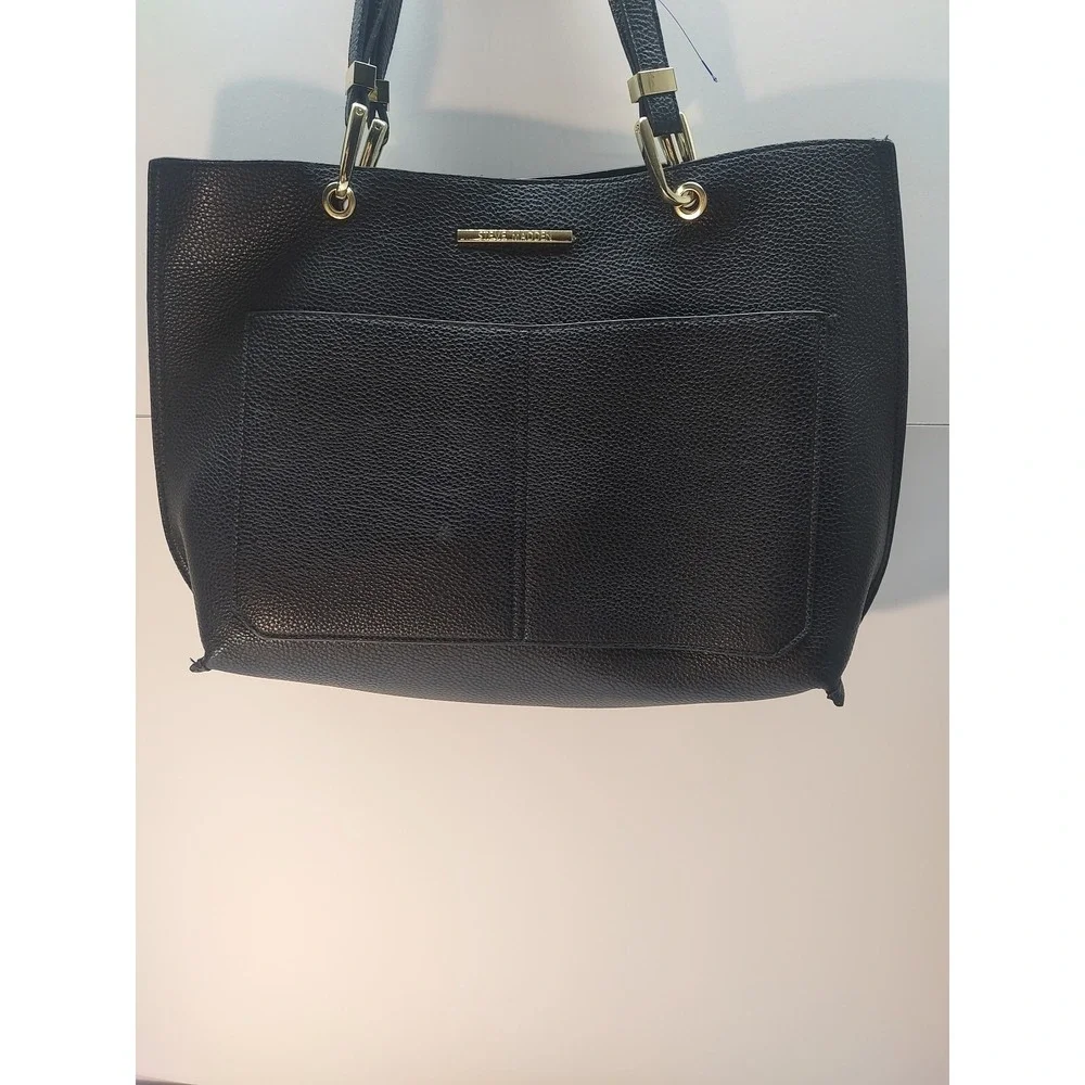Steve Madden add touch